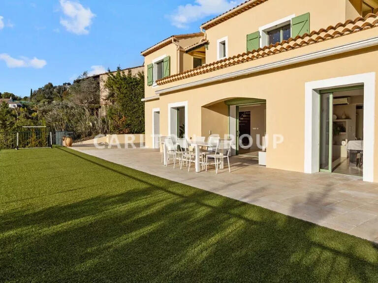 Villa Mandelieu-la-Napoule - 5 bedrooms - 249m²