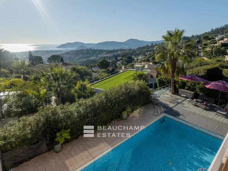 Villa Mandelieu-la-Napoule - 5 chambres - 206m²