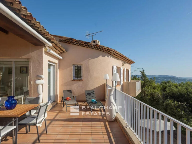 Villa Mandelieu-la-Napoule - 5 chambres - 206m²