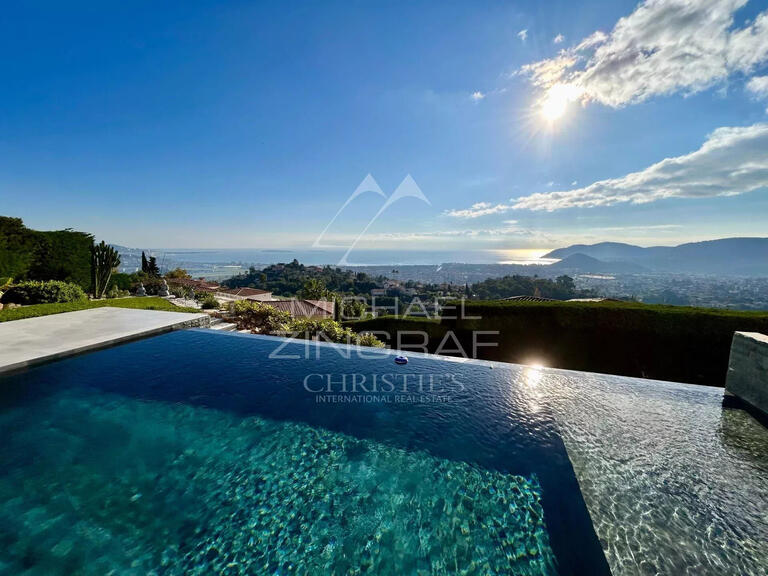 Villa Mandelieu-la-Napoule - 4 bedrooms - 215m²