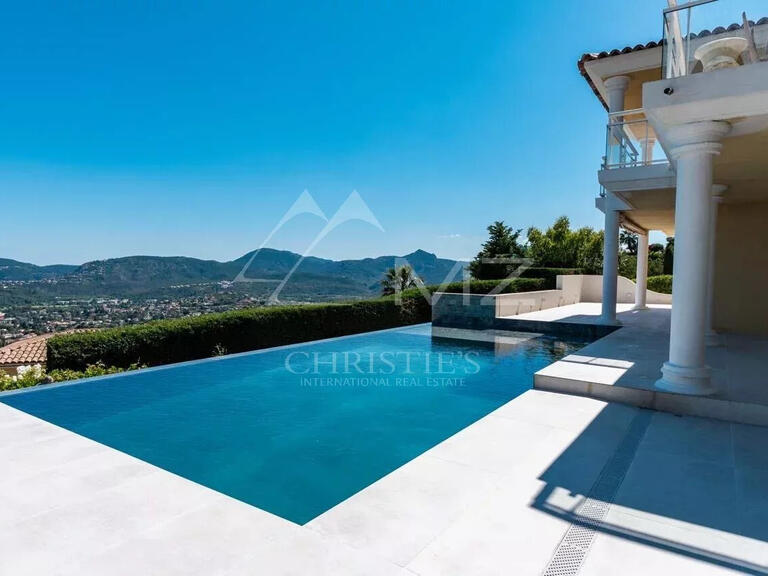 Villa Mandelieu-la-Napoule - 4 bedrooms - 215m²