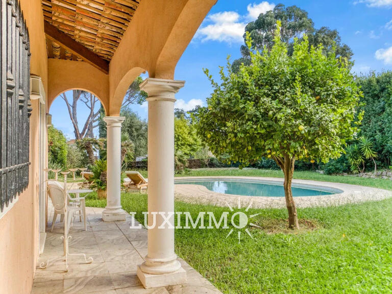 Villa Mandelieu-la-Napoule - 4 bedrooms - 289m²