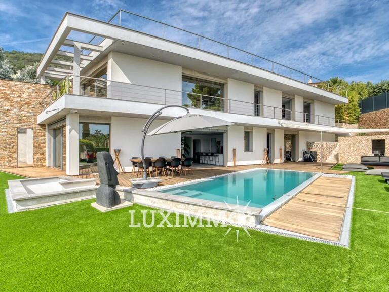 Villa Mandelieu-la-Napoule - 5 chambres - 323m²