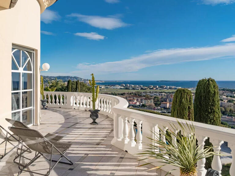 Villa Mandelieu-la-Napoule - 6 bedrooms - 299m²