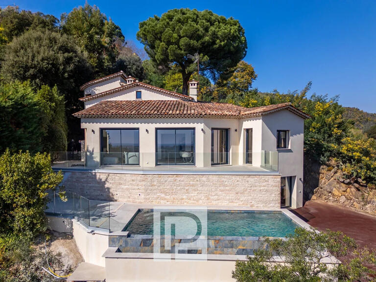 Villa Mandelieu-la-Napoule - 4 bedrooms - 189m²