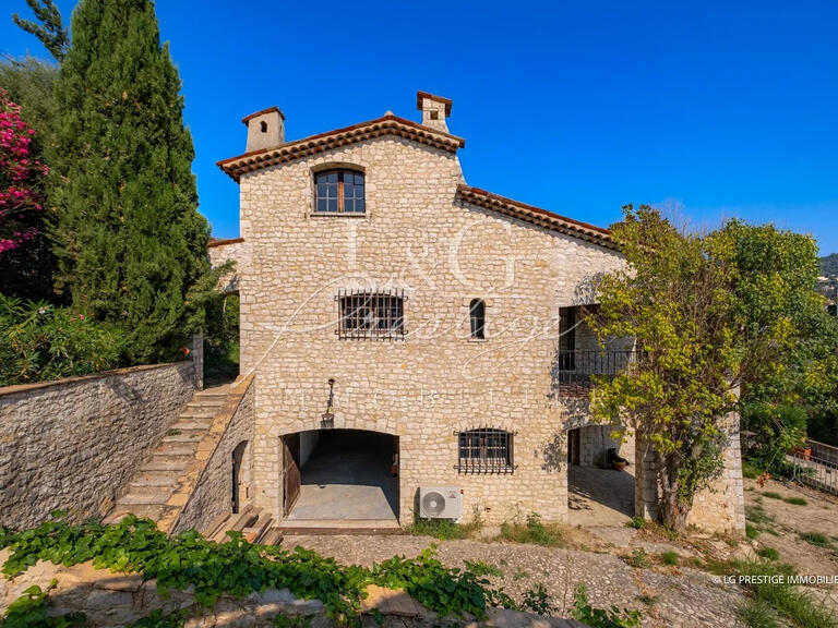 Villa Mandelieu-la-Napoule - 3 chambres - 240m²