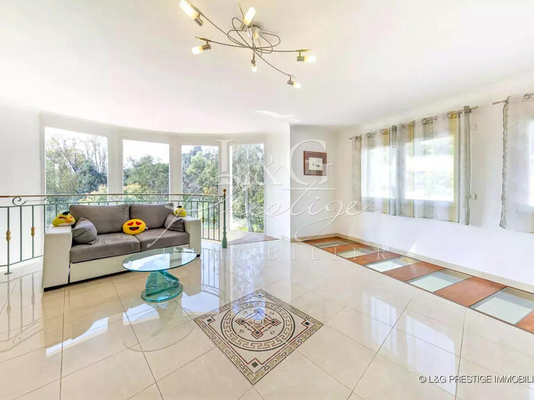 Villa Mandelieu-la-Napoule - 3 bedrooms - 226m²