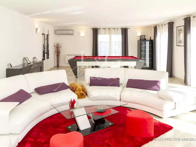 Villa Mandelieu-la-Napoule - 3 bedrooms - 226m²