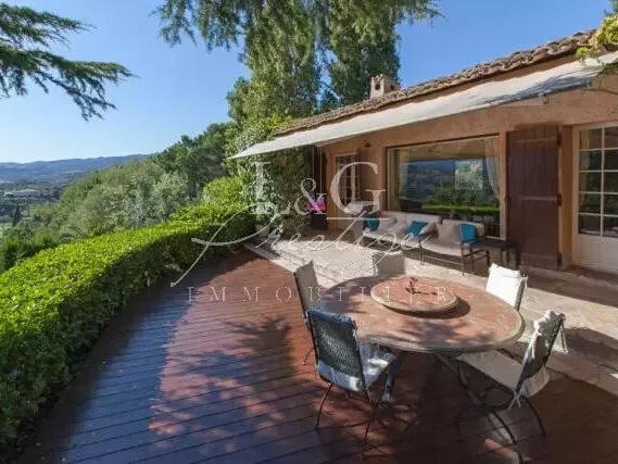 Villa Mandelieu-la-Napoule - 5 bedrooms - 300m²