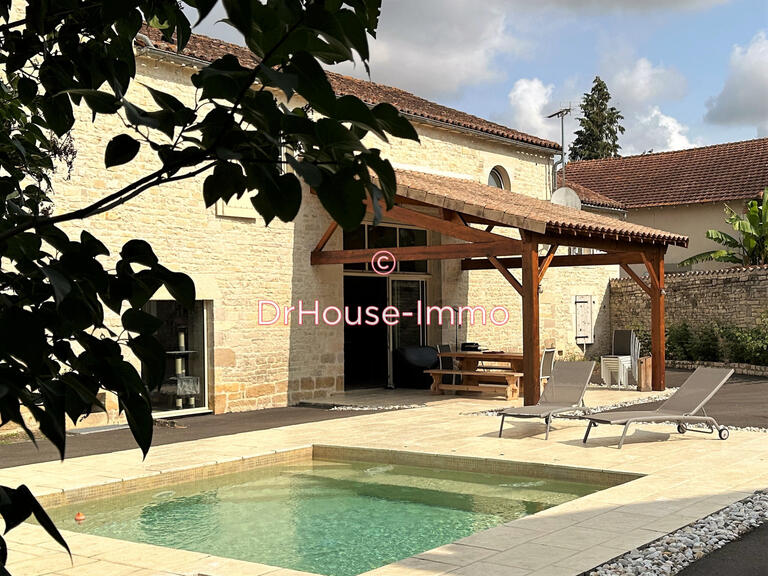 Villa Mansle - 6 bedrooms - 368m²