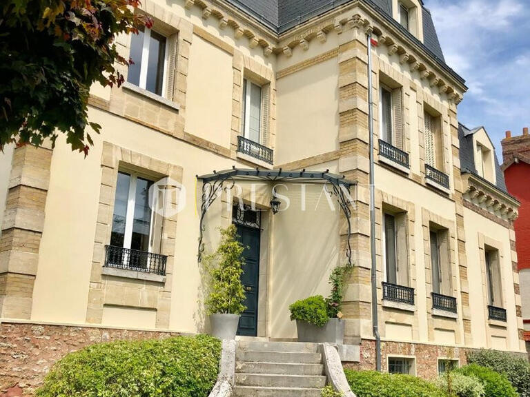 House Mantes-la-Jolie - 6 bedrooms - 300m²