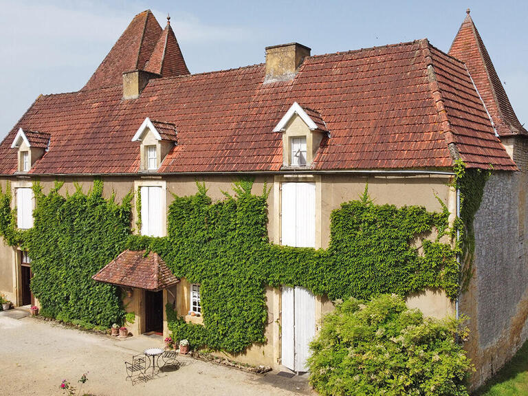 Propriété Marcillac-Saint-Quentin - 13 chambres