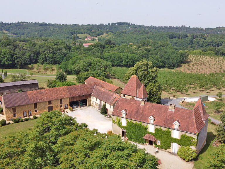 Propriété Marcillac-Saint-Quentin - 13 chambres