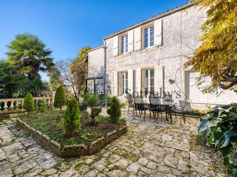 Maison Marennes - 5 chambres - 210m²