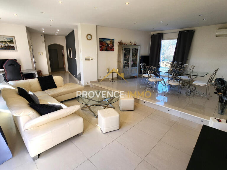 Villa Marignane - 3 bedrooms - 180m²