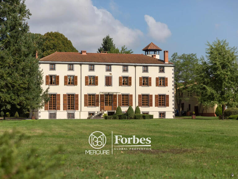 Castle Maringues - 14 bedrooms - 1337m²