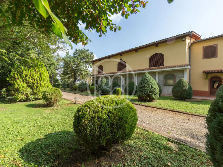 Castle Maringues - 14 bedrooms - 1337m²