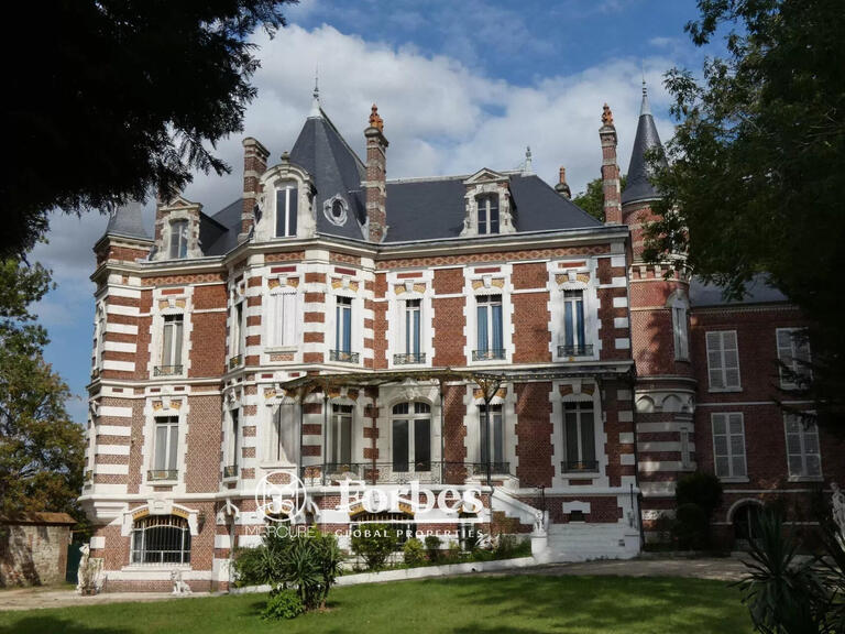 Château Marle - 8 chambres - 784m²