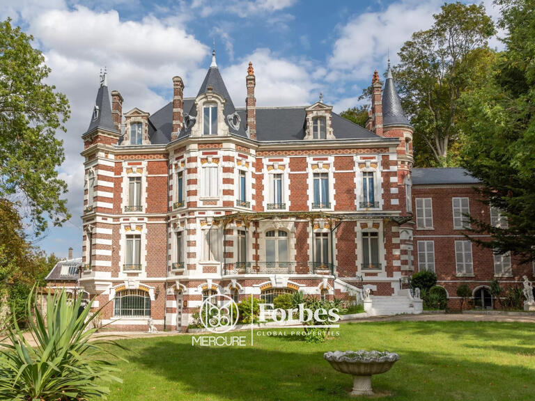 Château Marle - 8 chambres - 784m²