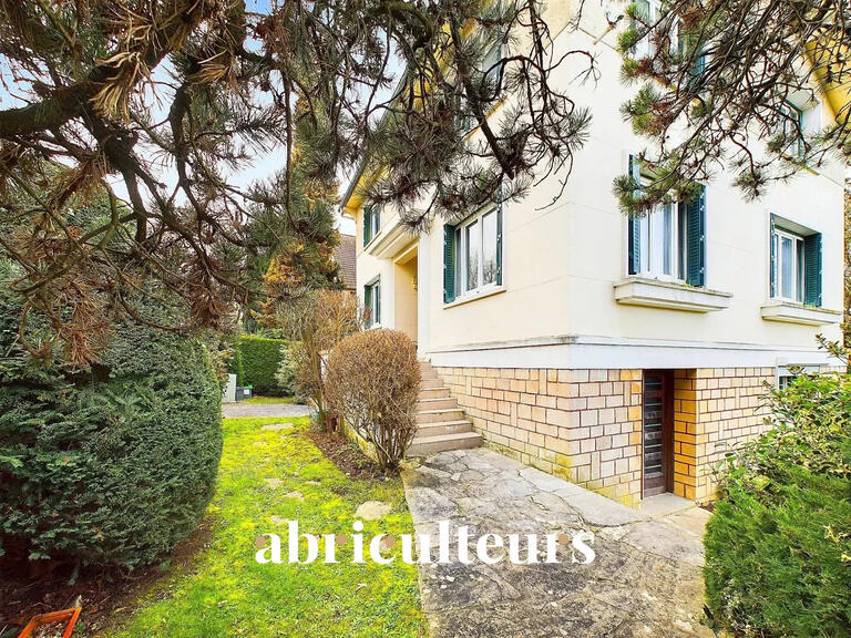 House Marly-le-Roi - 5 bedrooms - 184m²