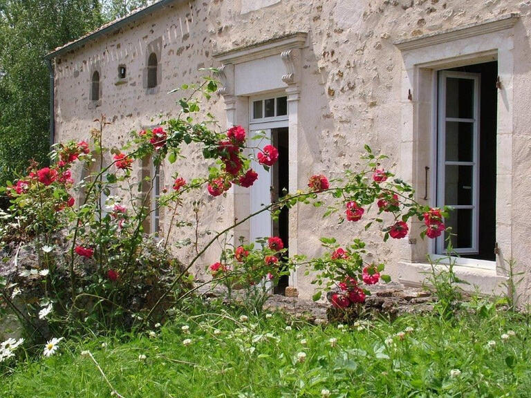 Propriété Marsais-Sainte-Radégonde - 4 chambres - 275m²