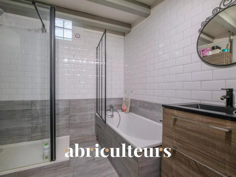 House Marseille 10e - 5 bedrooms - 140m²