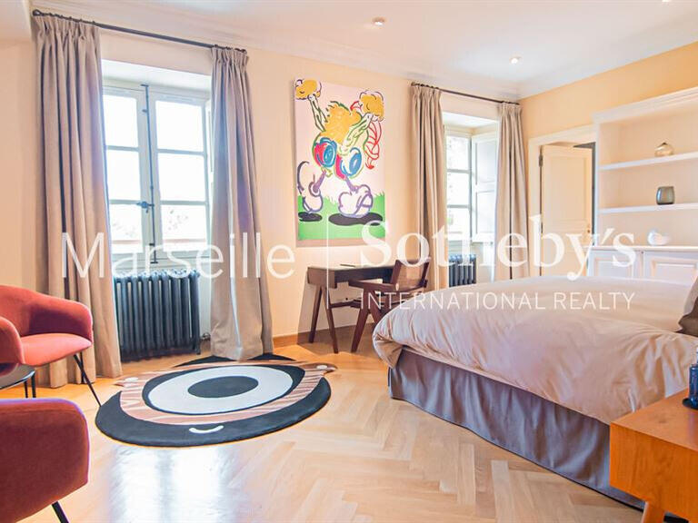 Castle Marseille 11e - 13 bedrooms - 1000m²