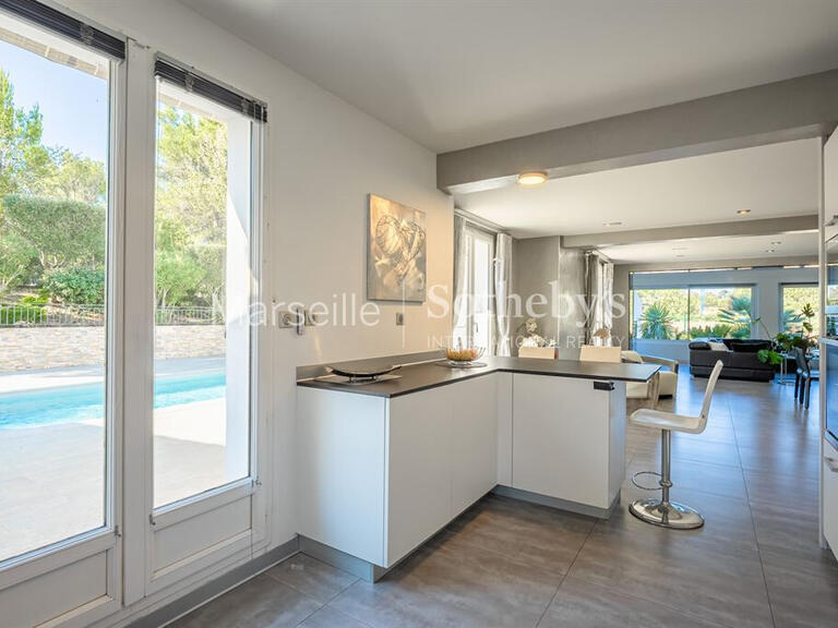 House Marseille 11e - 4 bedrooms - 208m²