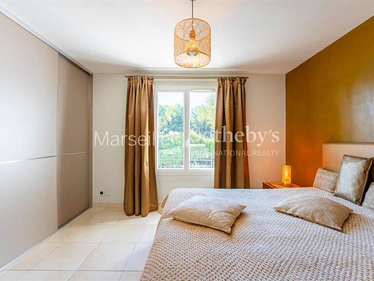 House Marseille 11e - 4 bedrooms - 208m²