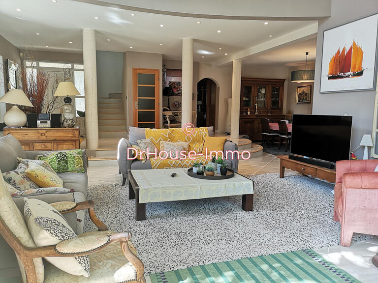 Villa Marseille 11e - 3 bedrooms - 180m²