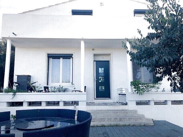 Villa Marseille 11e