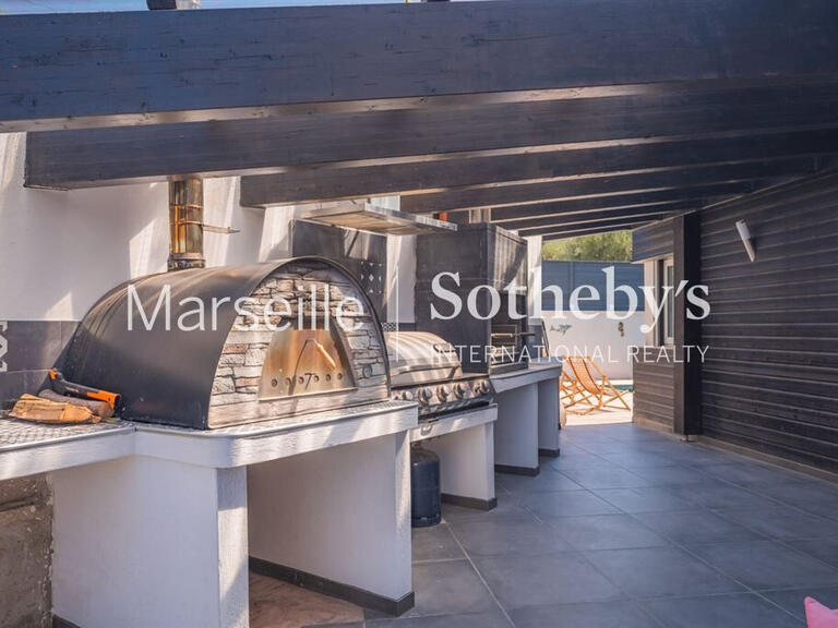 House Marseille 13e - 8 bedrooms - 285m²