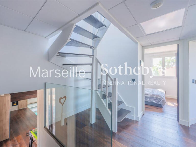 House Marseille 13e - 8 bedrooms - 285m²