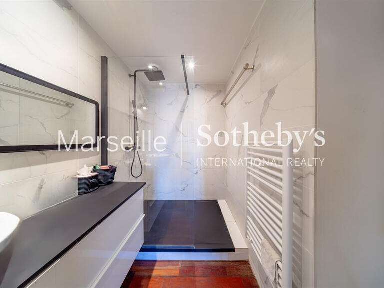 Apartment Marseille 1er - 3 bedrooms - 143m²