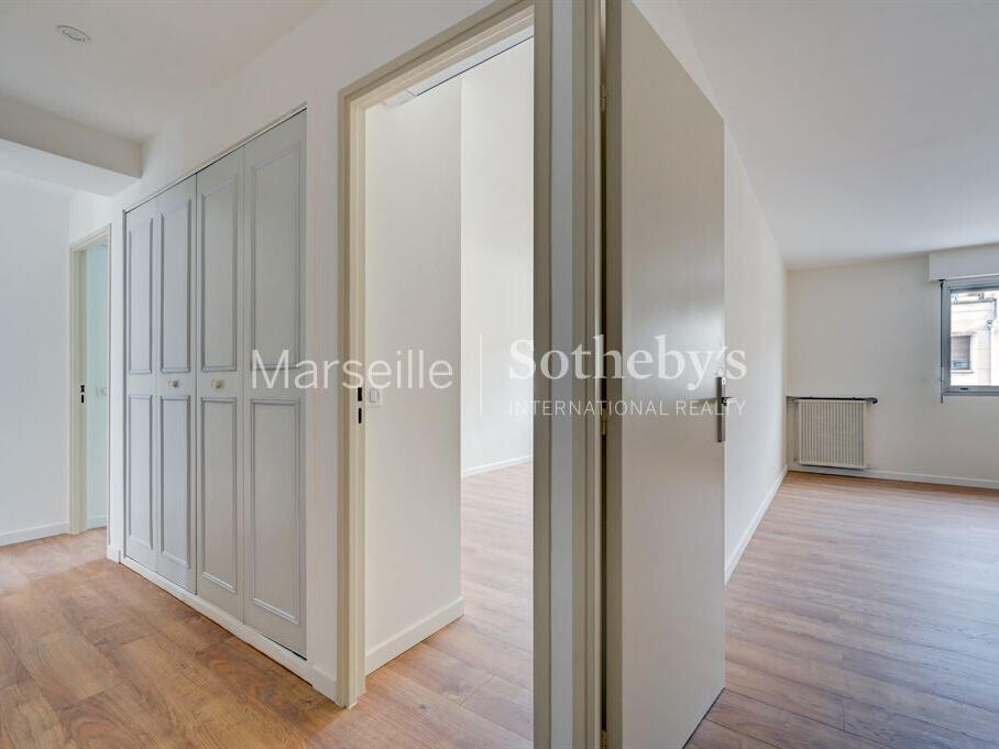 Apartment Marseille 6e