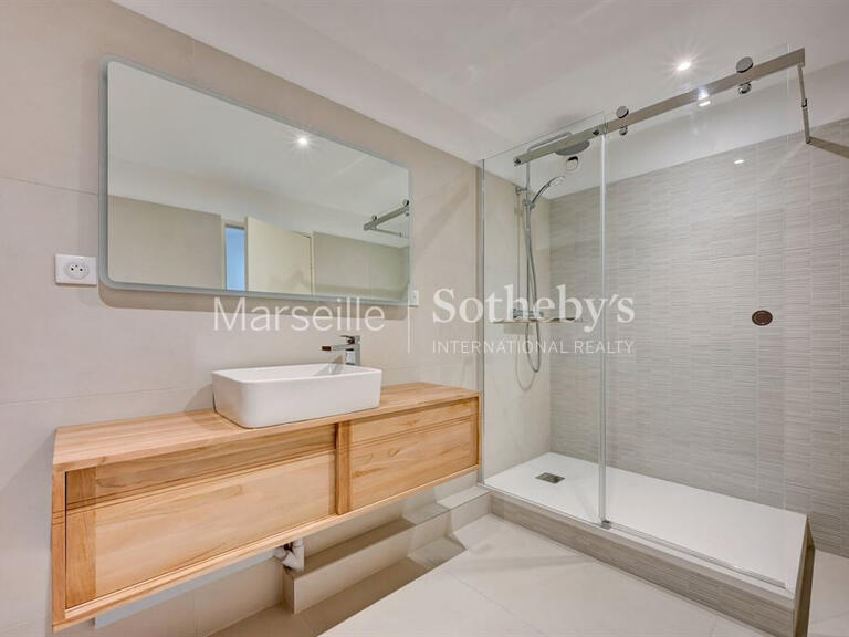 Apartment Marseille 6e - 3 bedrooms - 172m²