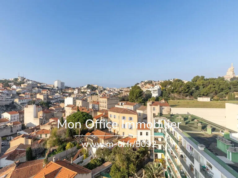 Appartement Marseille 6e - 3 chambres - 80m²