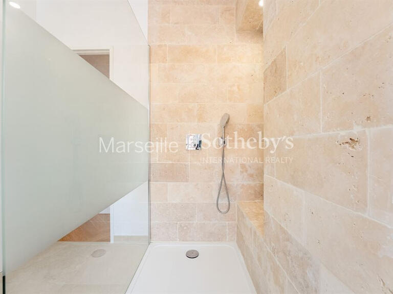 Apartment Marseille 7e - 3 bedrooms - 130m²