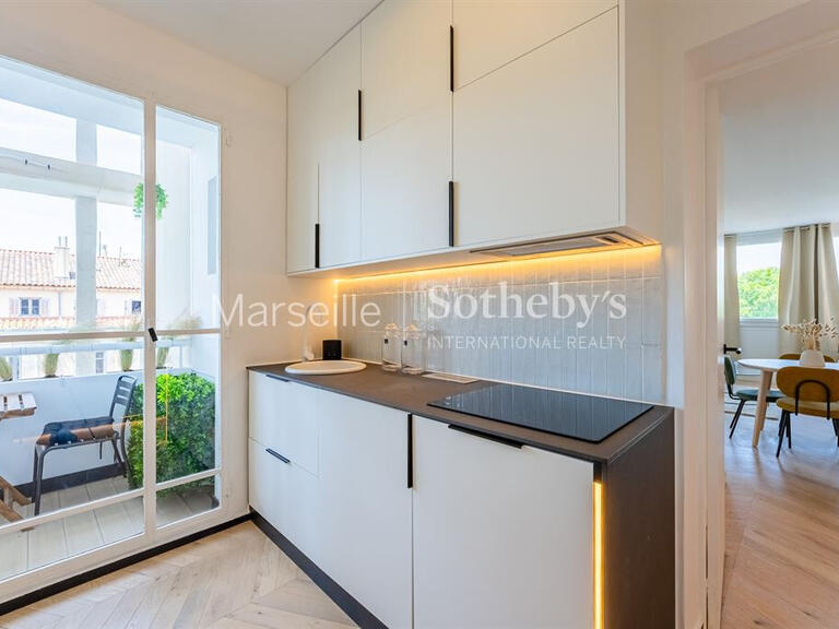 Appartement Marseille 7e - 2 chambres - 66m²