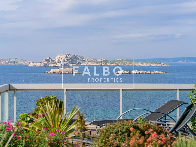 Apartment Marseille 7e - 182m²