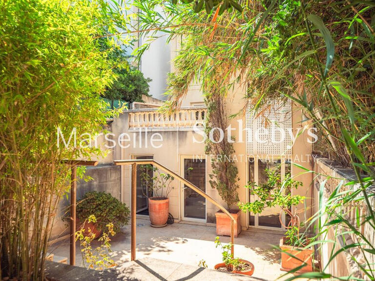 Maison Marseille 7e - 2 chambres - 293m²