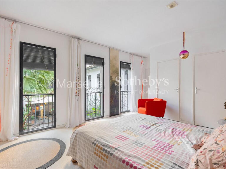 House Marseille 7e - 7 bedrooms - 290m²