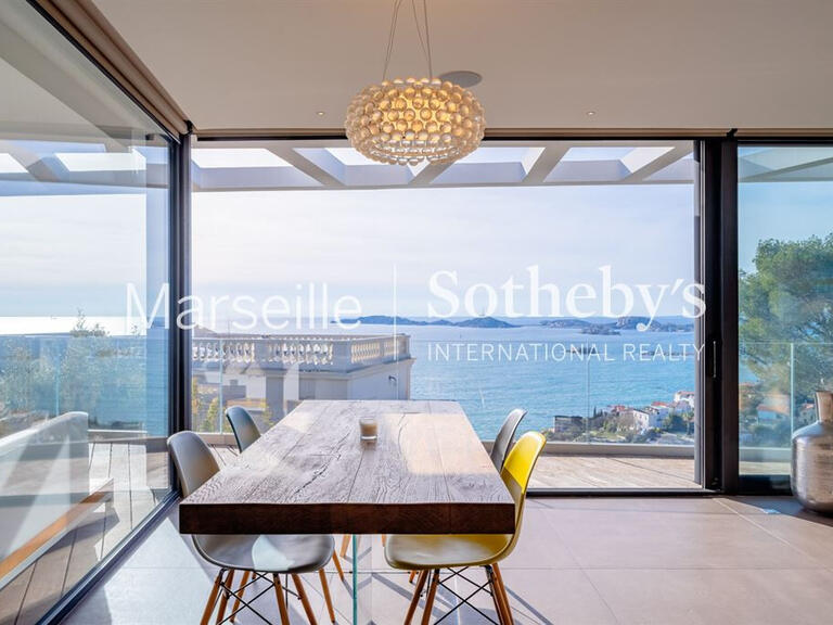 Maison Marseille 7e - 5 chambres - 343m²