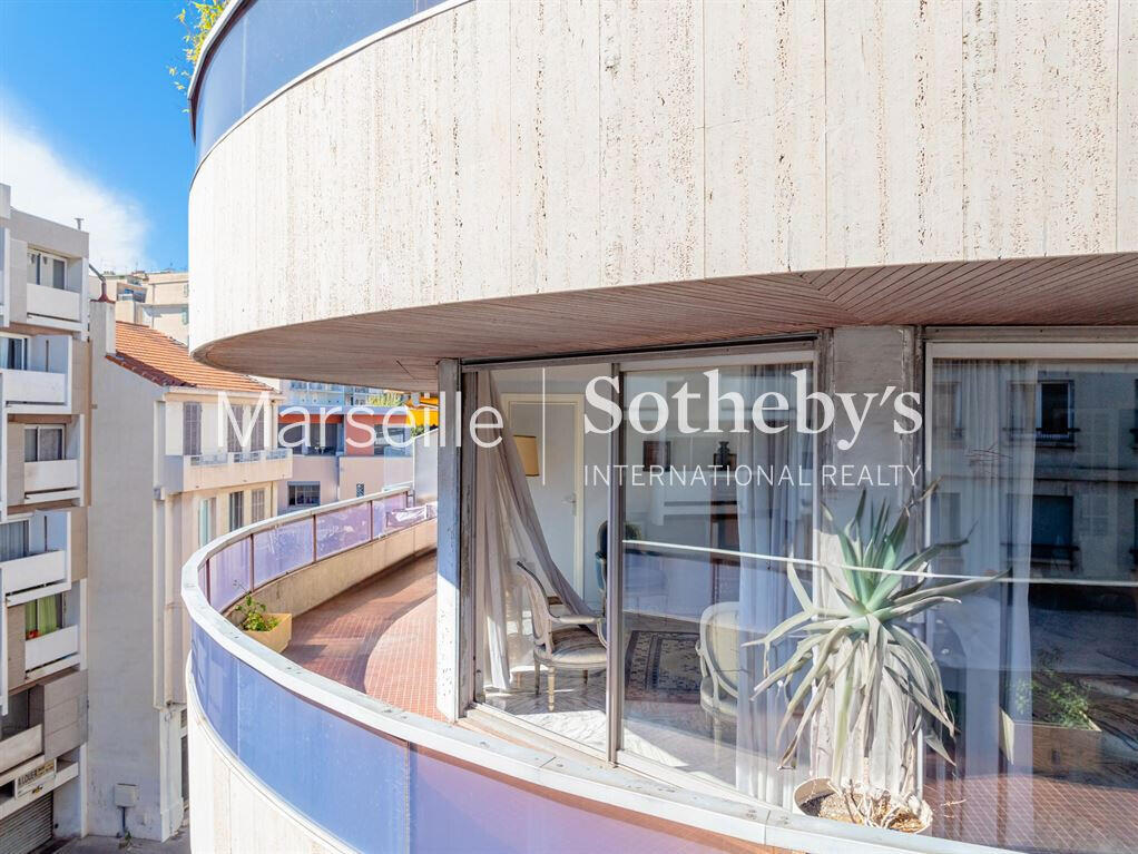 Apartment Marseille 8e