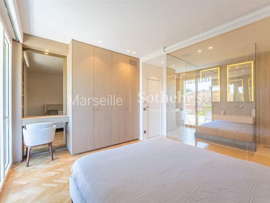 Apartment Marseille 8e