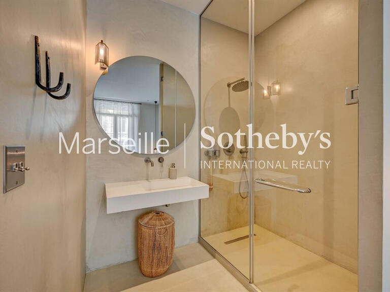 Apartment Marseille 8e - 5 bedrooms - 201m²