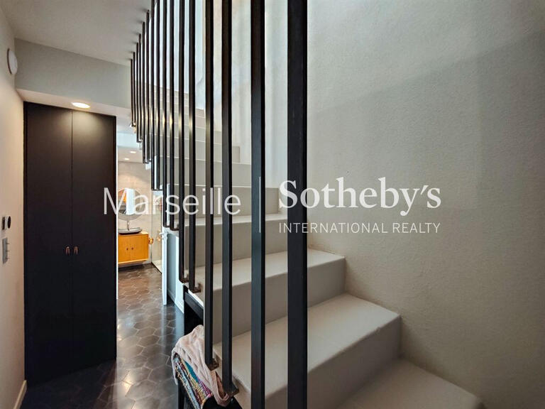 Apartment Marseille 8e - 5 bedrooms - 201m²