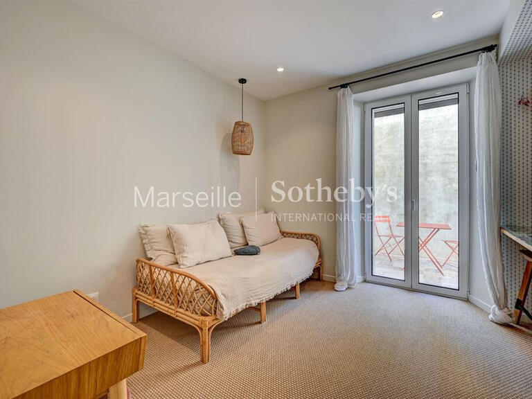 Apartment Marseille 8e - 5 bedrooms - 201m²