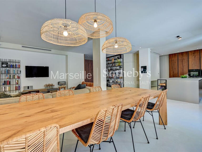 Apartment Marseille 8e - 5 bedrooms - 201m²