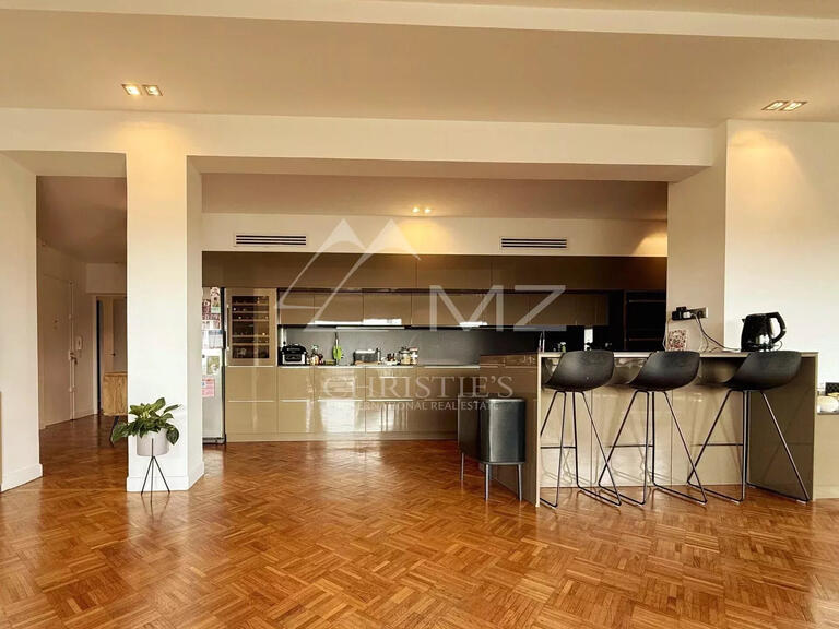 Apartment Marseille 8e - 4 bedrooms - 170m²